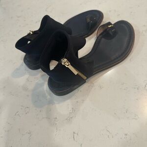 Navy blue sandals with zipper
